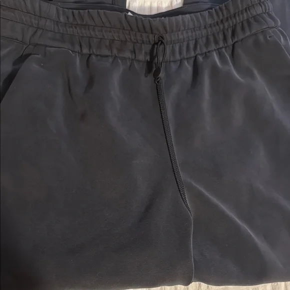 lululemon athletica women’s Softstreme High-Rise Pant - Picture 4 of 9